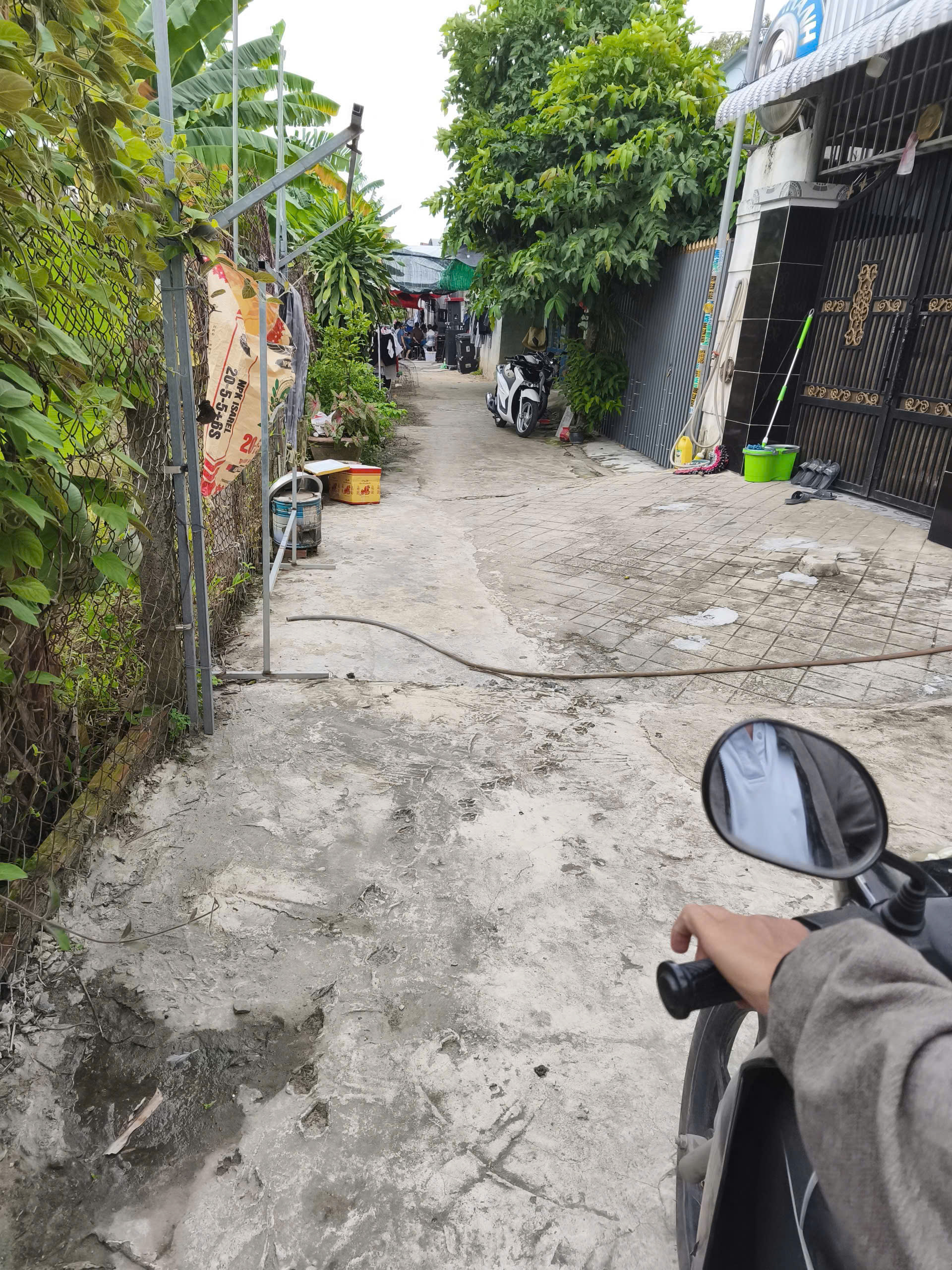 ĐẤT ĐẸP - 2 MẶT TIỀN ĐƯỜNG Ngay Chợ HOÀNG GIA