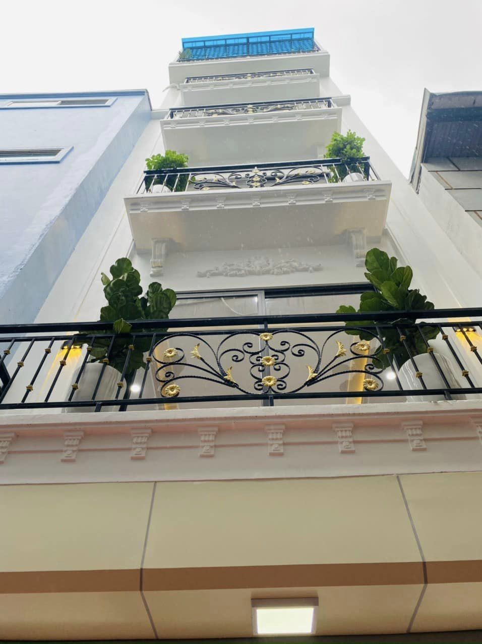 NHÀ ĐẸP 5 TẦNG – CẠNH NHỔN Ô TÔ ĐỖ CỬA – NGÕ THÔNG TỨ TUNG – GIÁ 5.75 TỶ