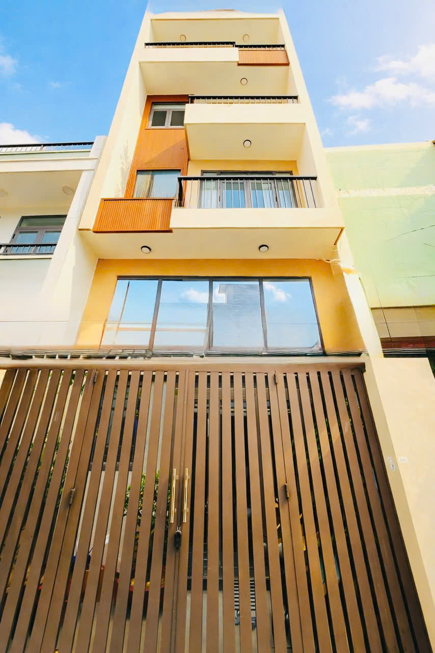 Nhà bán Thoại Ngọc Hầu, Quận Tân Phú – hẻm xe tải sát mặt tiền - 6 tầng - Ngang 5m - Giá 7.98 tỷ. .