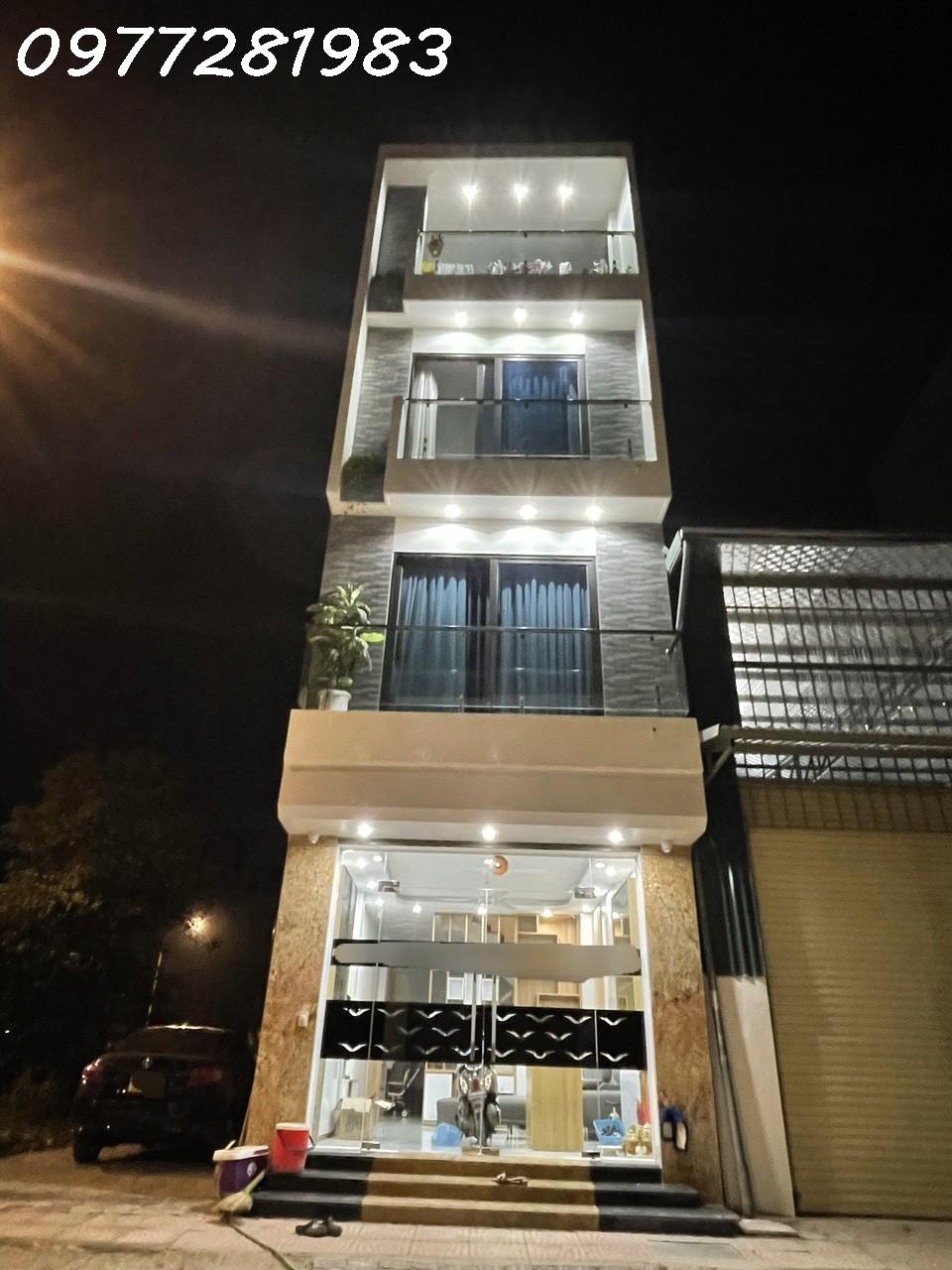 CẠNH NHỐN - NHÀ MỚI 5 TẦNG - Ô TÔ ĐÔ CỬA - 7 PHÒNG KHÉP KÍN