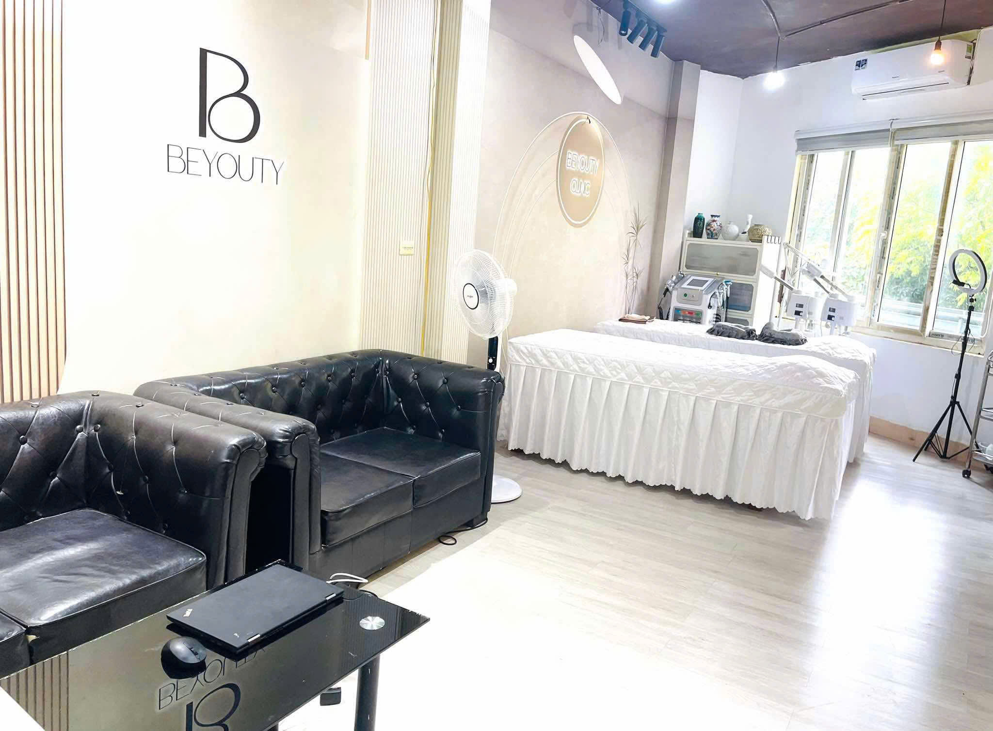 Sang nhượng spa tại trung tâm Cầu Giấy HN