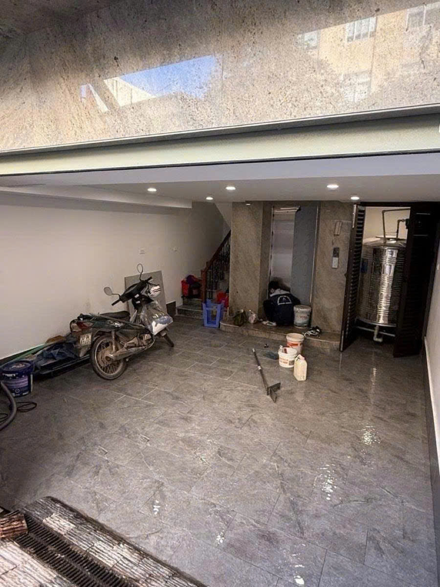 BÁN nhà MẶT PHỐ ĐỘI NHÂN - 50M - 9 Tầng- Mặt Tiền 5M- Thang Máy - giá 39 tỷ