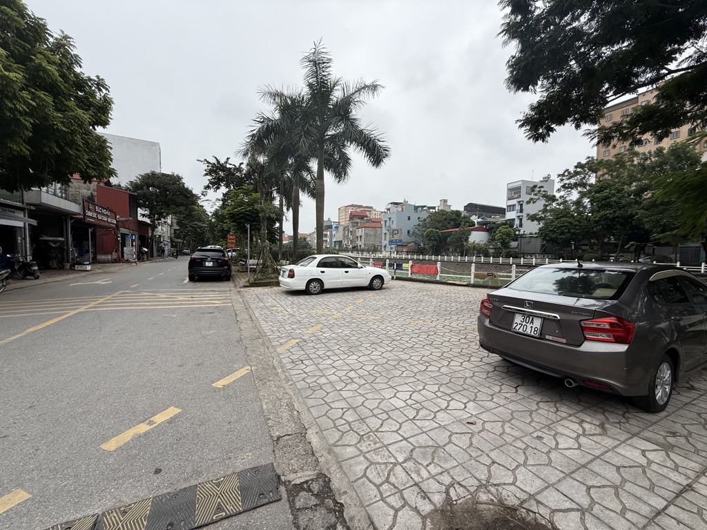 BÁN NHÀ MẶT NGÕ TO NHƯ PHỐ – Ô TÔ TRÁNH – KHU KẺ TẠNH, PHƯỜNG VIỆT HƯNG – GIÁ 13,2 TỶ