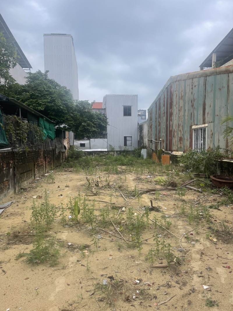 Đất mặt tiền Chế Lan Viên sát Trần Văn Dư, gần biển An Thượng, diện tích 240m²