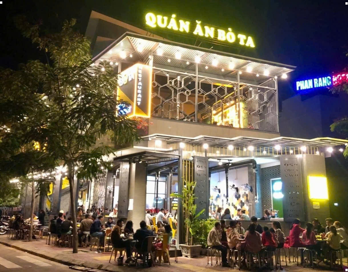CHO THUÊ NHÀ AN KHÁNH TÂY MỖ NAM TỪ LIÊM Diện tích: 120m Số tầng: 5 tầng + hầm + tum Mặt tiền: 15m