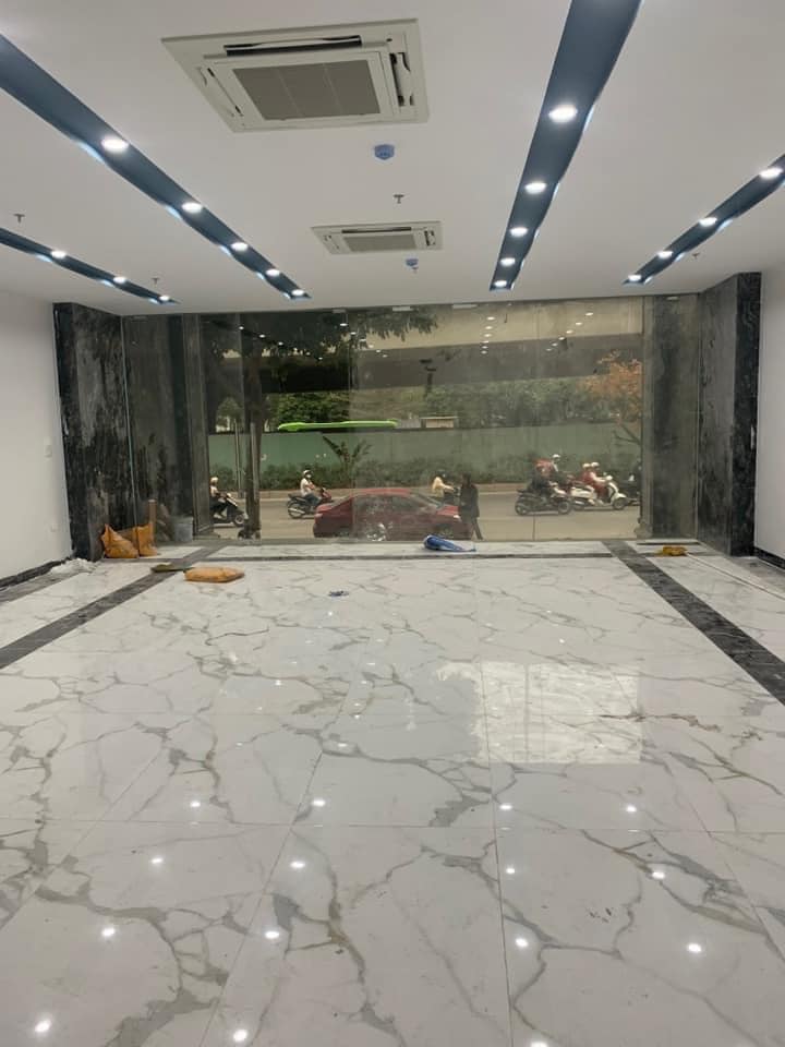 Bán toà nhà mặt phố Trương Công Giai, Cầu Giấy. DT 100m x 6 nổi 1 hầm, mt 6m. Giá 63 tỷ TL tốt.