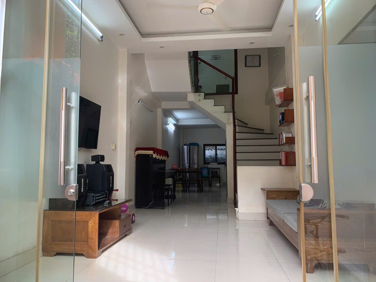 BÁN NHÀ XUÂN ĐỖ – LONG BIÊN | Ô TÔ ĐỖ CỬA | SAU MẶT PHỐ 1 NHÀ