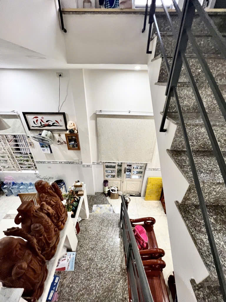 Quận 12 - Mặt Tiền Đông Hưng Thuận 02 Vừa ở Vừa Kinh Doanh - DT: 187m2, Giá 19,5 tỷ