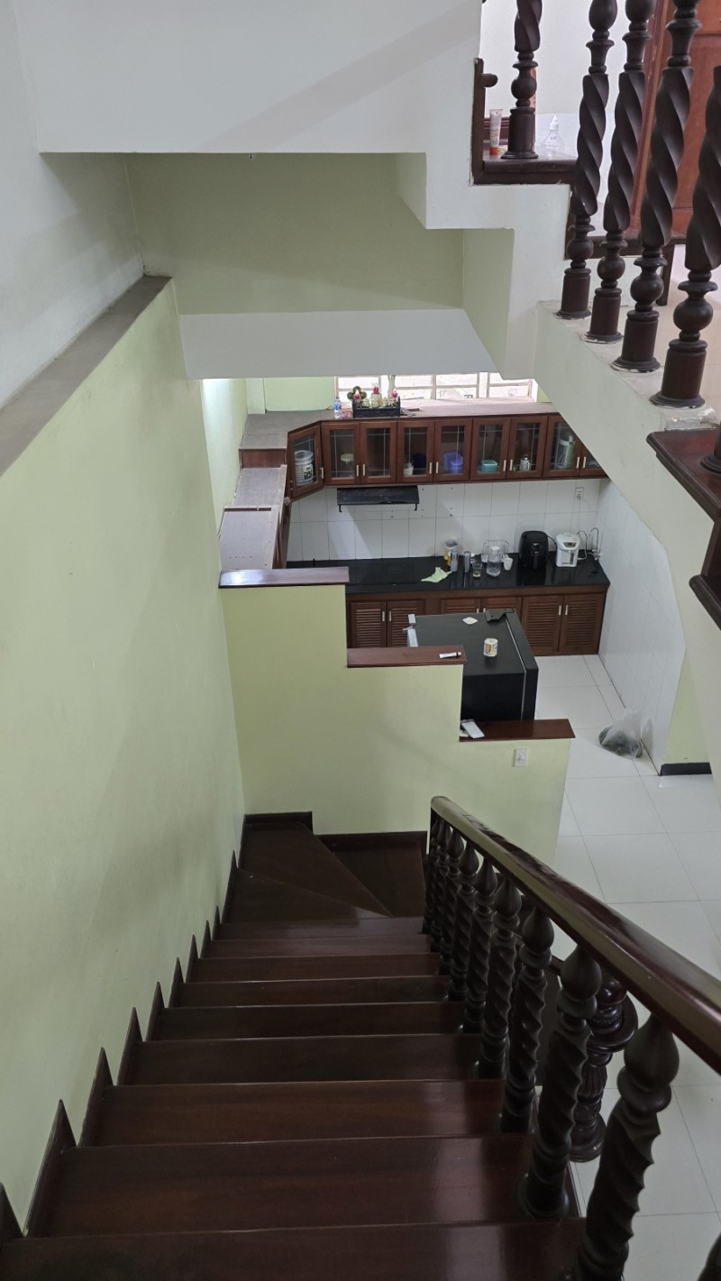 Mặt tiền Ca Văn Thịnh 76m² – nhà 3 tầng mới đẹp – vị trí vàng