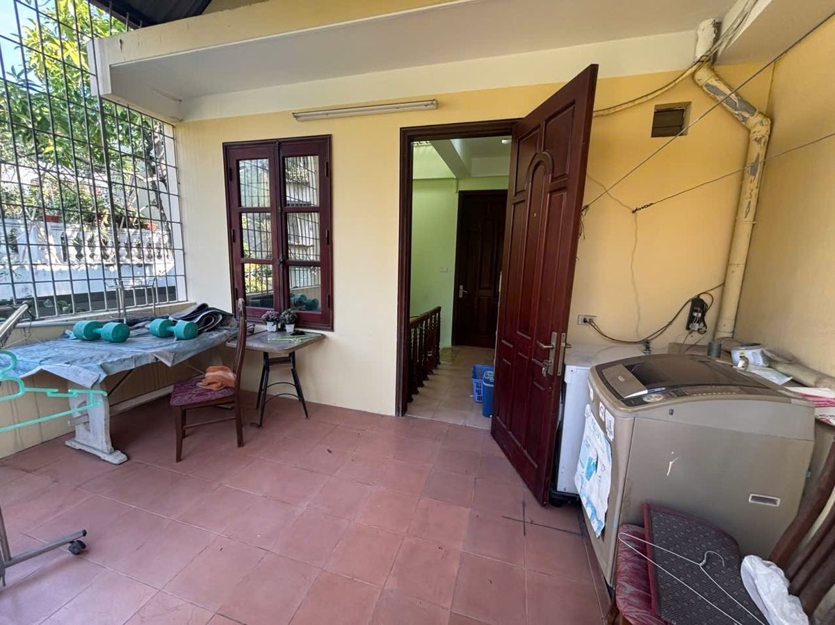 [278] Siêu hiếm. Bán nhà Đặng Văn Ngữ, TT Đống Đa, ô tô vào nhà, có ô chờ TM. DT 65m2, MT 4.8m. Giá yêu thương