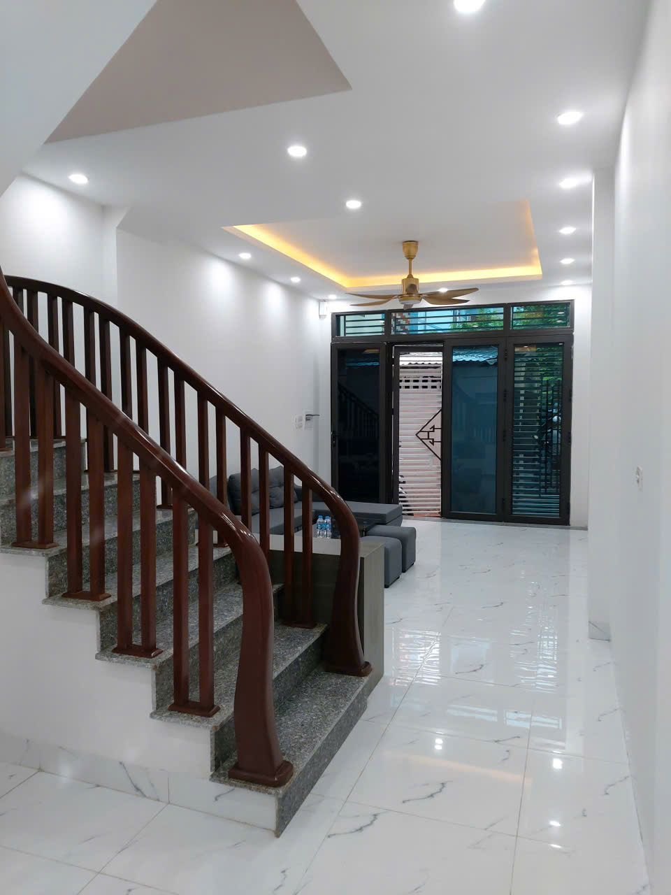 Nhà 5 phòng 36m2 gần bể bơi Đa Sỹ, Kiến Hưng, Hà Đông. Giá nhỉnh 6 tỷ