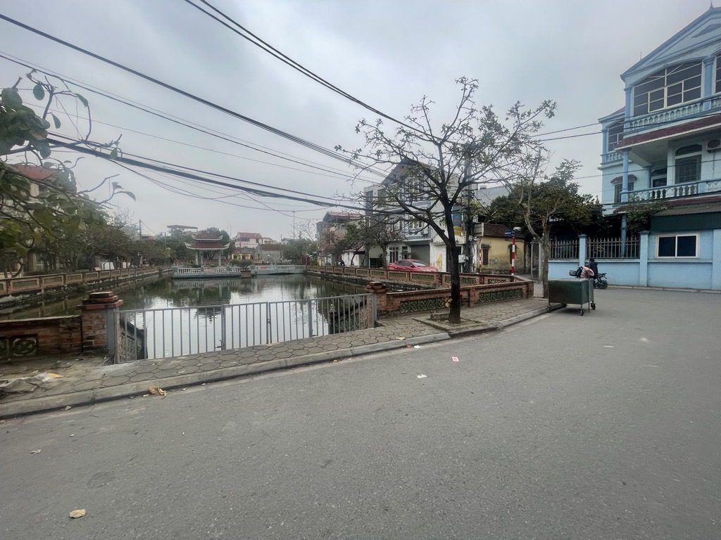 Bán 50m² đất tại CỔ BI, Gia Lâm – giá 5 tỷ. Ô TÔ 7 chỗ Vào đất. một bước ra hồ điều hoà.