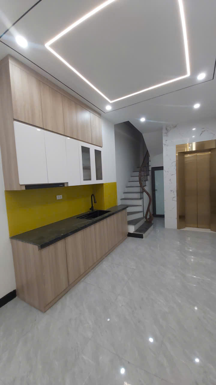 NHÀ 5Tx32m THANG MÁY MẬU LƯƠNG – MẶT NGÕ THÔNG – KINH DOANH NHỎ. 7.x TỶ