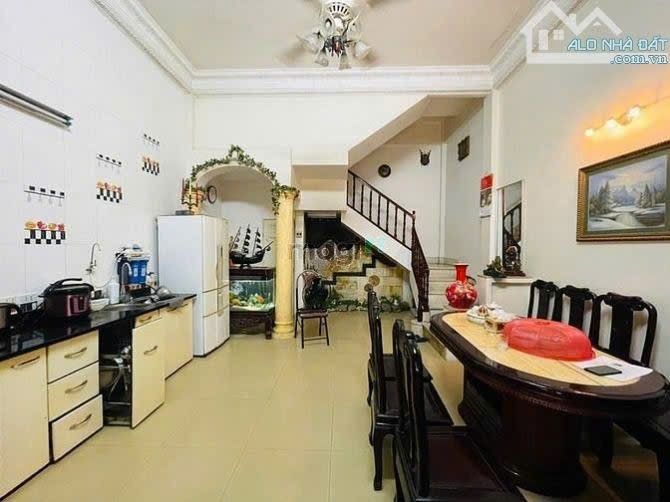 NHÀ ĐẸP PHÂN LÔ CÁN BỘ - BA ĐÌNH– HOÀNG HOA THÁM- VUÔNG VẮN – 6 TẦNG FULL NỘI THẤT GỖ CAO CẤP DT 50M * 6T MT 5M GIÁ 14.7TY ...