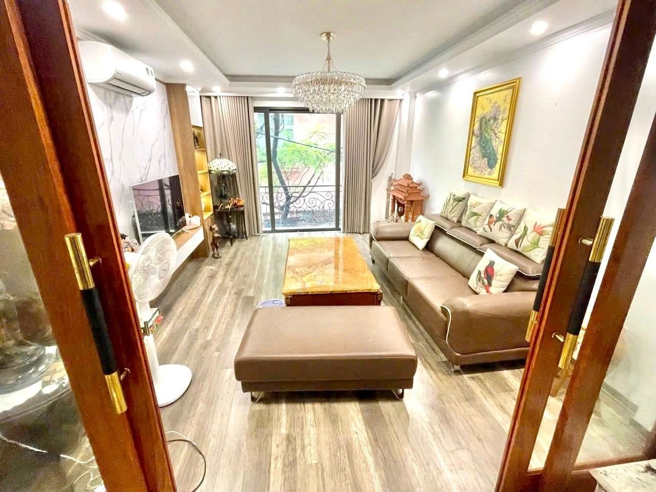 SIÊU PHẨM TÂY HỒ PHỐ THỤY KHUÊ DT40M,7T MT4,2M- NHÀ MỚI- Ô TÔ VÀO NHÀ NHỈNH 17 TỶ