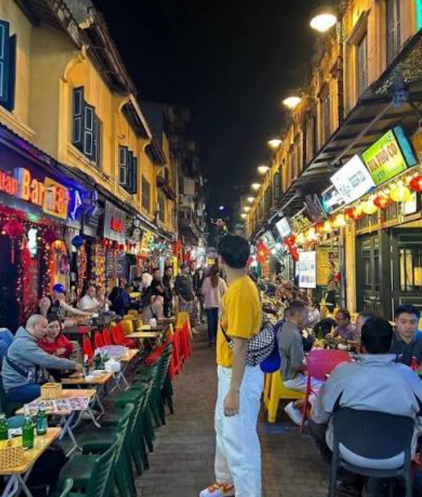 Vị trí: Mặt phố Tạ Hiện – tuyến phố du lịch sôi động bậc nhất Thủ đô Diện tích sử dụng: hơn 85m²