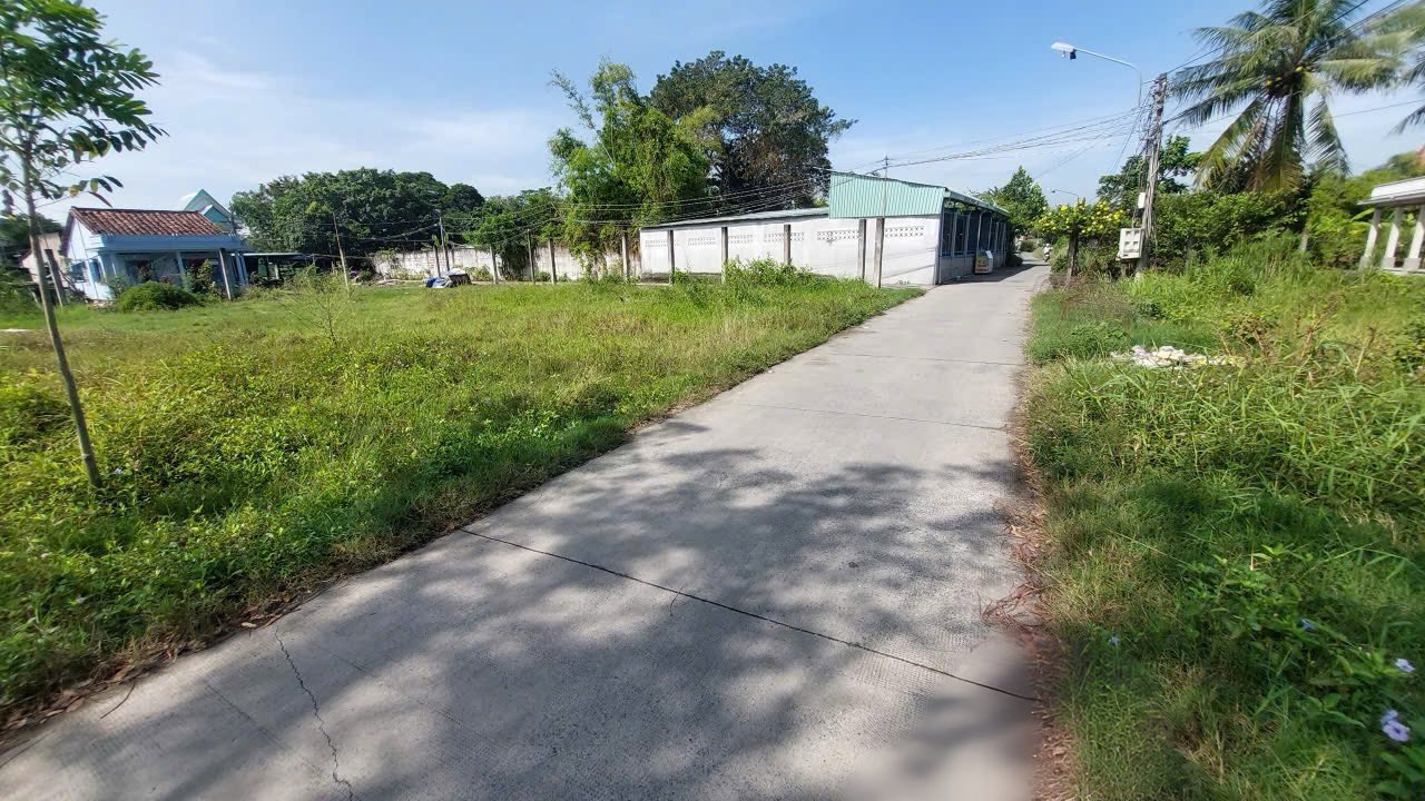 Bán nền thổ cư mt đường beton ấp 3B xã Phước Lợi , Bến Lức dt 170m2 giá 1,55 tỷ