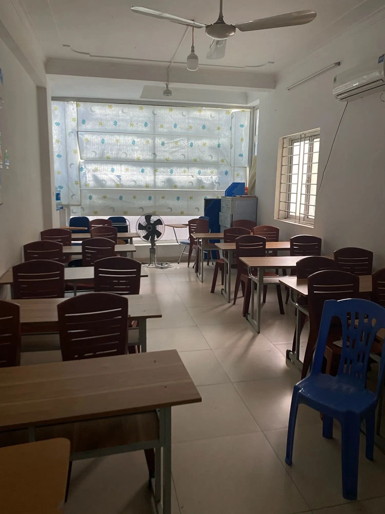 NHÀ PHỐ LÝ NAM ĐẾ – HOÀN KIẾM PHÂN KHÚC SIÊU HIẾM – NGÕ NÔNG – 3 MẶT THOÁNG – 110M²