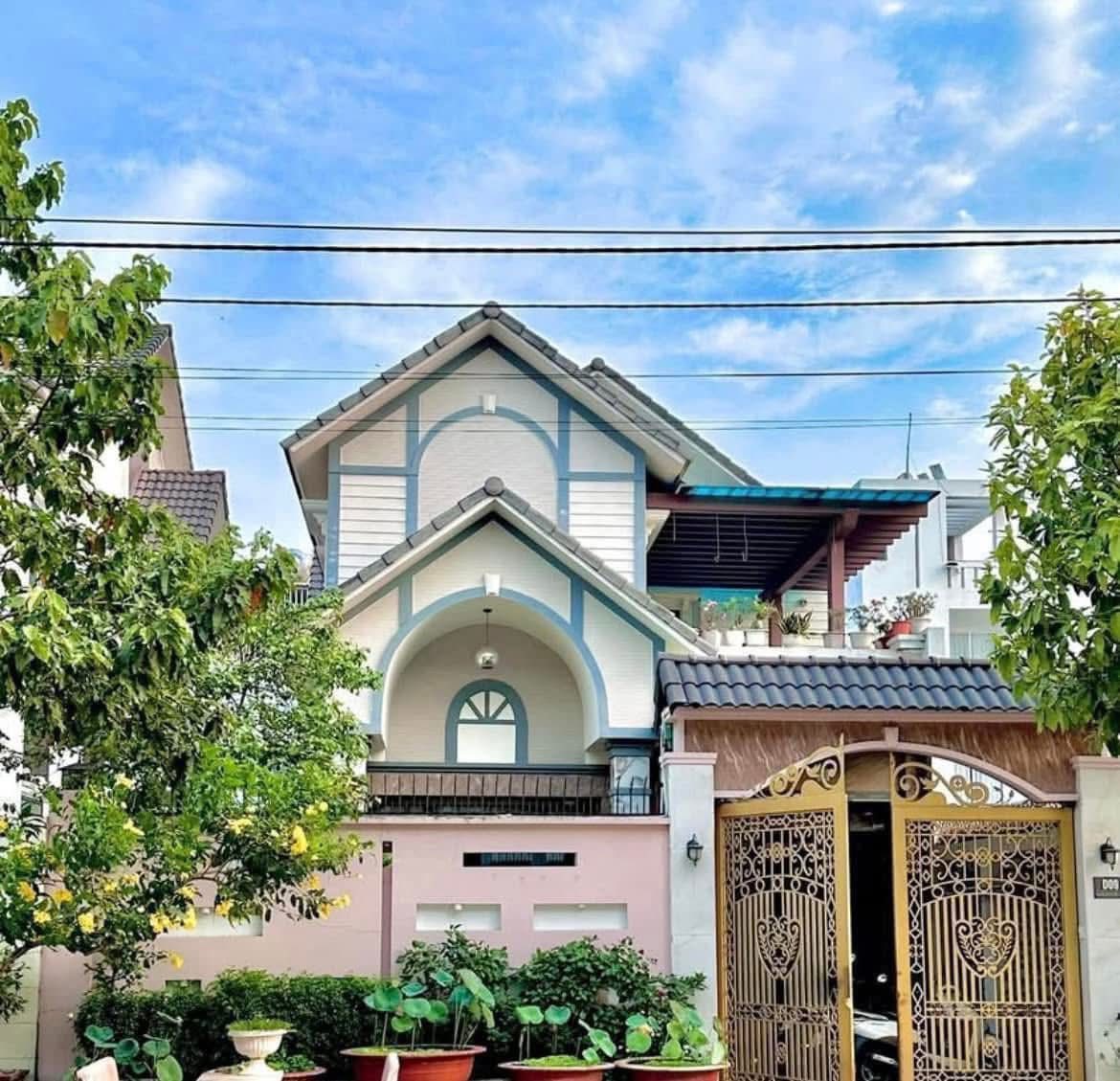 Siêu hiếm, bán biệt thự VIP Ba Đình, gần hồ, 120m, chỉ 35 tỷ