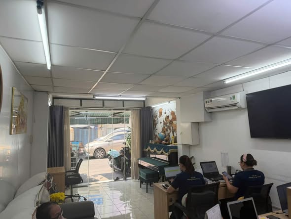 Nhà HXH Đường Lê Văn Sỹ Phường 1 Quận Tân Bình Cũ.