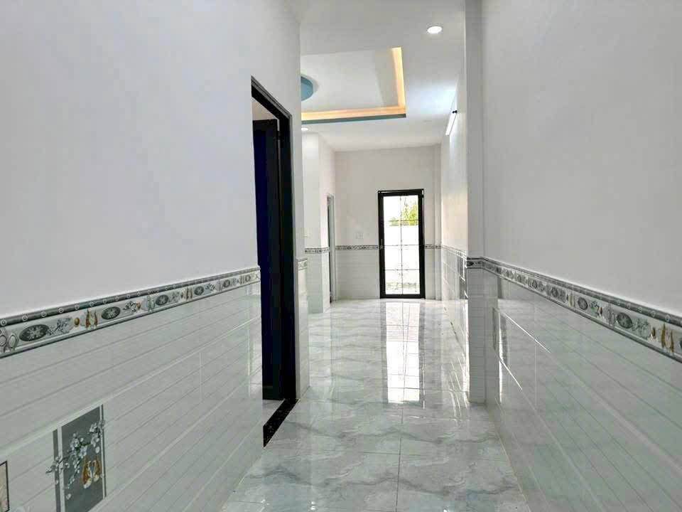 Bán nhà mới xây xã Long Khê , Cần Đước dt 122m2 full thổ 1 lửng, 3pn, 2wc giá 1,53 tỷ