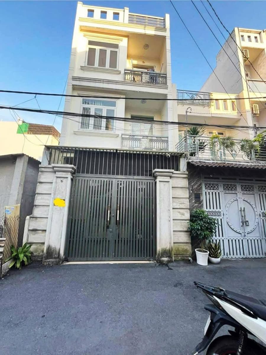 NHÀ 3 TẦNG BTCT ĐẸP 75M2 HXH. KHU VỰC DÂN CƯ SẦM UẤT TRẦN THỊ NĂM. TÂN CHÁNH HIỆP - GẦN BỆNH VIỆN QUẬN 12.