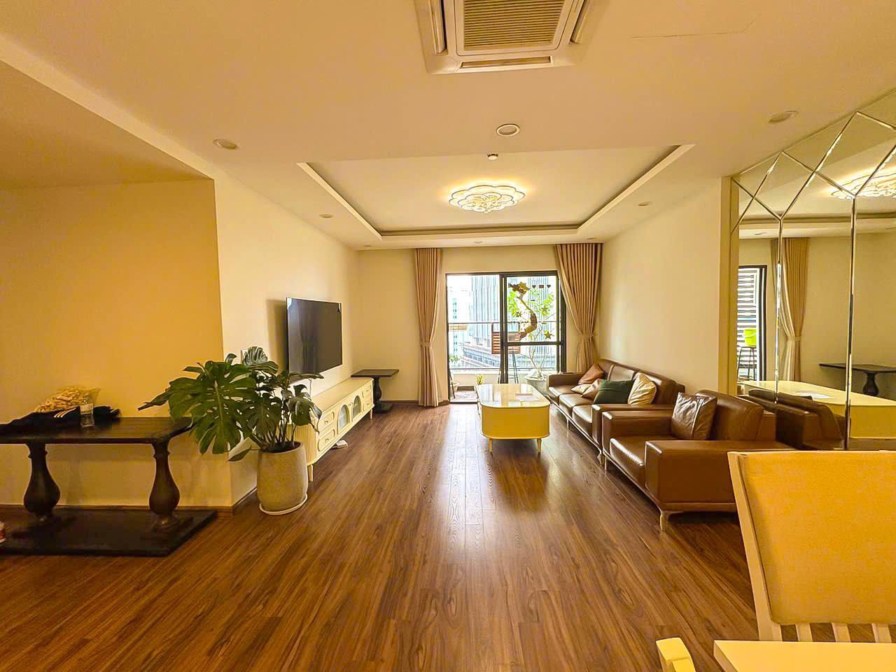 Căn hộ cao cấp Golden Palm 21 Lê Văn Lương 130m 3PN Nội thất siêu đẹp, 15.8 tỷ