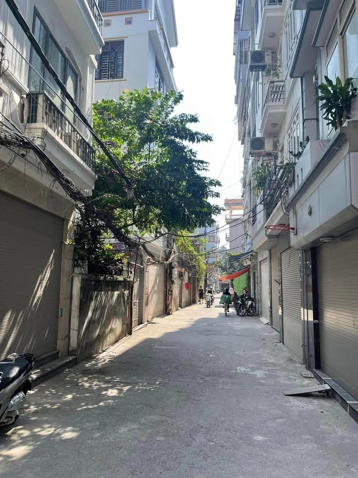 BÁN NHÀ KIM NGƯU – TAM TRINH – LẠC TRUNG – PHÂN LÔ – VỈA HÈ – Ô TÔ – NỘI THẤT XỊN – GẦN TIMES CITY