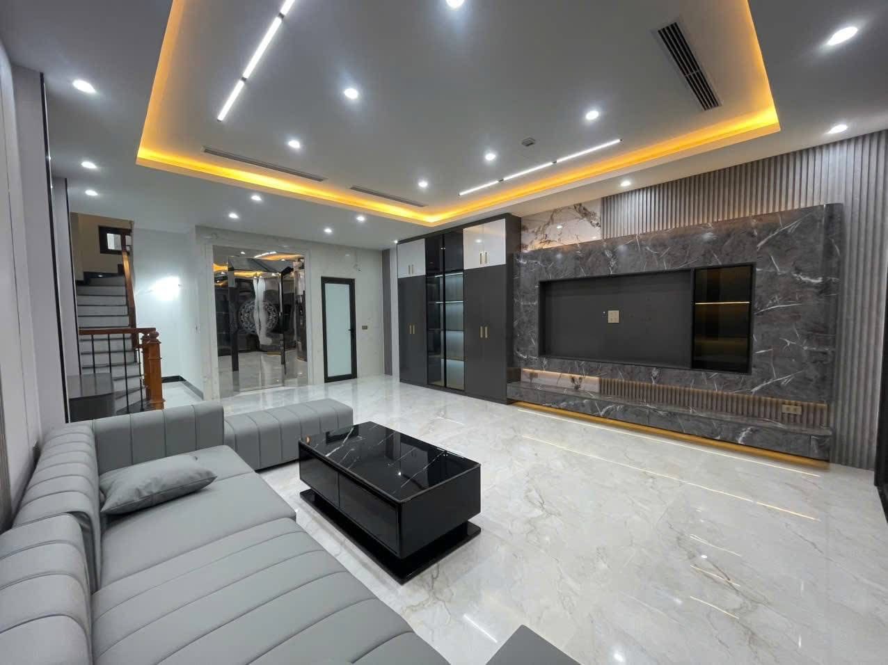 LONG BIÊN 1 NGỌC LÂM 76M2, 6T THANG MÁY, MT 5M, GARA Ô TÔ, FULL NỘI THẤT - 1X TỶ