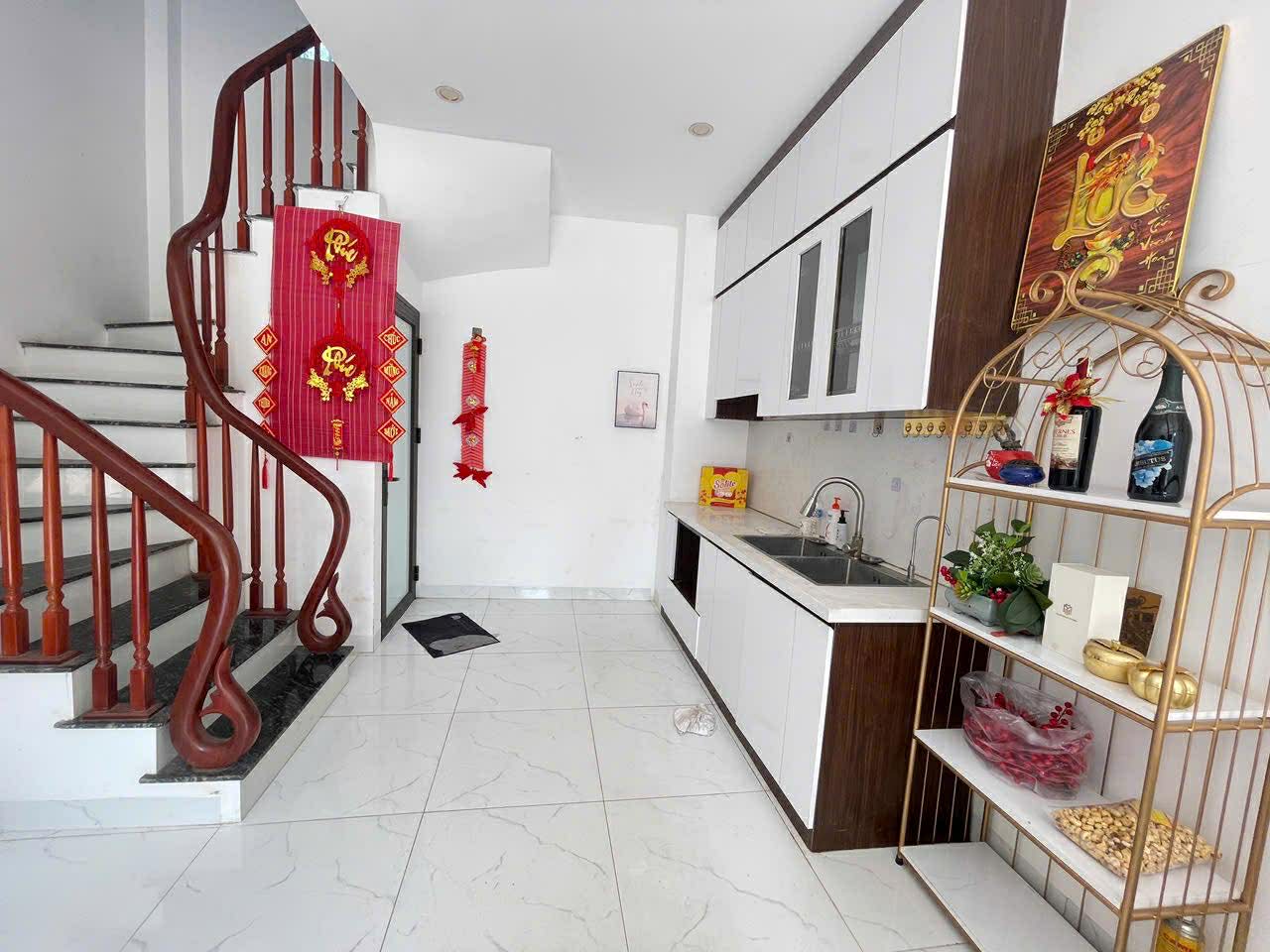 CHÍNH CHỦ BÁN NHÀ 3 TẦNG 1 TUM TRÂU QUỲ - GIA LÂM, GIÁ CHỈ 4.8 TỶ, LH 0985865658