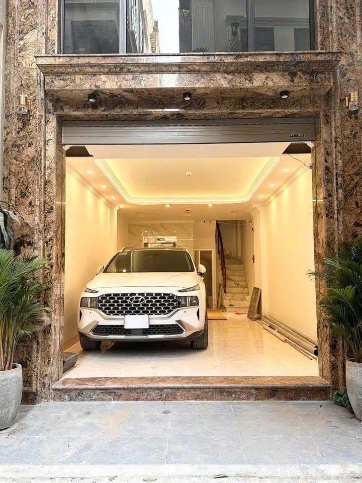 Vương Thừa Vũ - Thanh Xuân - 6 tầng - 60M - MT6M - oto vào nhà, thang máy.