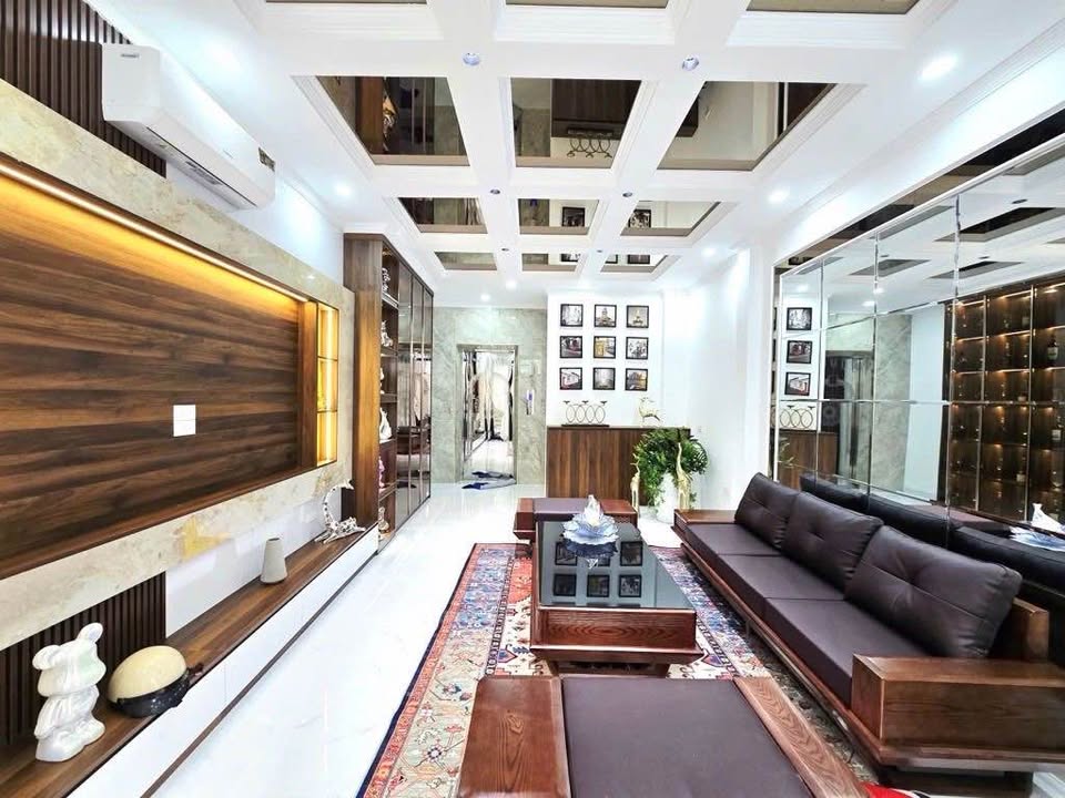 BÁN NHÀ LẠC TRUNG –DT70M - NHÀ ĐẸP PHÂN LÔ – Ô TÔ DỪNG ĐỖ – VỈA HÈ – KINH DOANH – TRUNG TÂM HAI BÀ TRƯNG