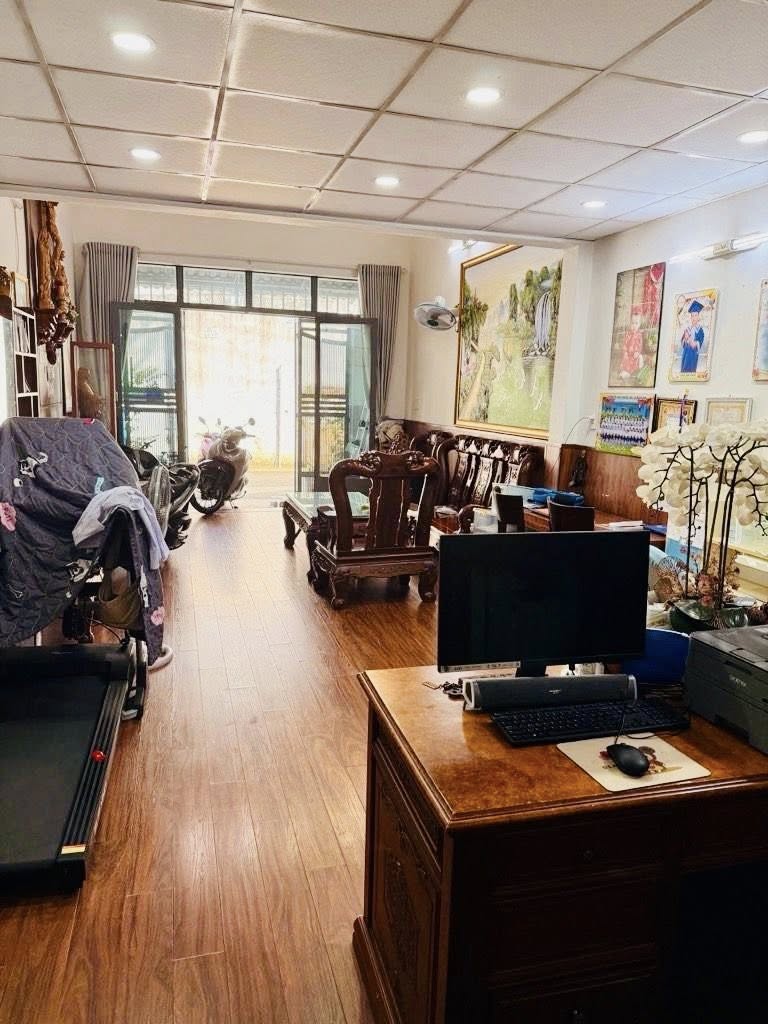 SÁT AEON TÂN PHÚ – CÁCH MẶT TIỀN VÀI CĂN – HXH 6M – NHÀ MỚI 2 TẦNG CHỈ 5.X