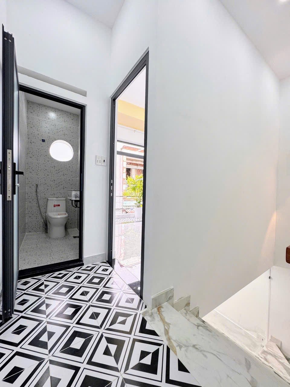 Bán nhà hẻm đường số 15, Bình Hưng Hòa dt 33m2, 1 lầu , 2pn , 2wc giá 4,05 tỷ