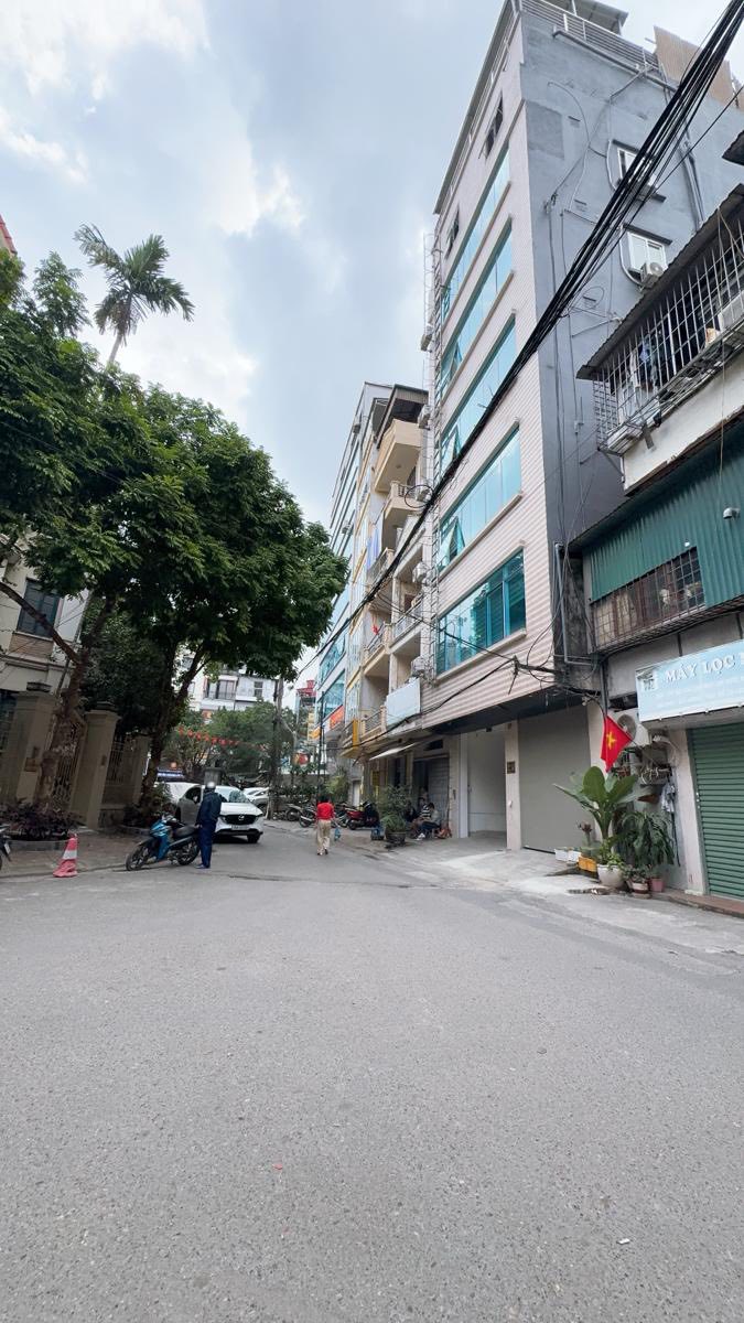 Bán gấp phân lô Trung Kính - Vỉa hè kinh doanh - Mặt ngõ 2 ô tô tránh nhau - 40m2 x 6 tầng - chào 25 tỷ