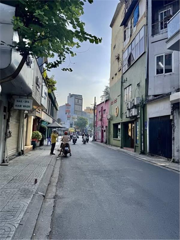 Nhà Đường Nguyễn Phi Khanh Quận 1 Phường Tân Định Cũ.