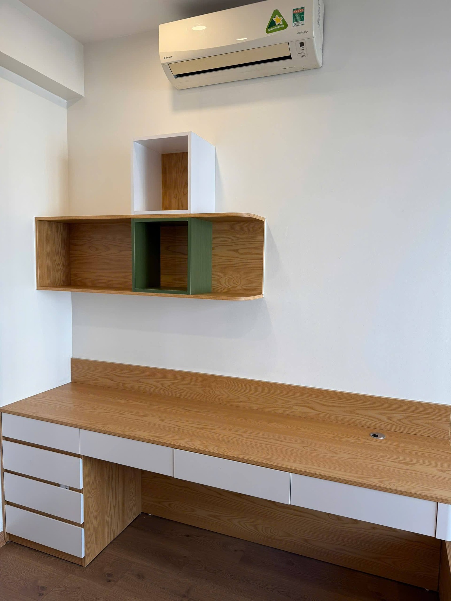 Lô góc Chung cư mặt Phố Nguyễn Cảnh Dị/KĐT Đại Kim. 62m, Tầng 7- 3PN, 2WC, 2 ban công - Giá 5,3 tỷ