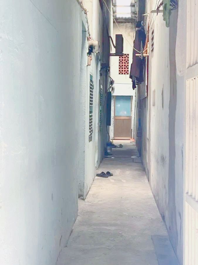 NHÀ BÁN GẤP HXH- THÔNG SỐ VÀNG (4.5M x 22M), 96M2 KẸT BANK GẢM 10.5TY CÒN 8.6TY- 6 PHÒNG TRỌ - KHU VIP - GIÁP QUẬN 1