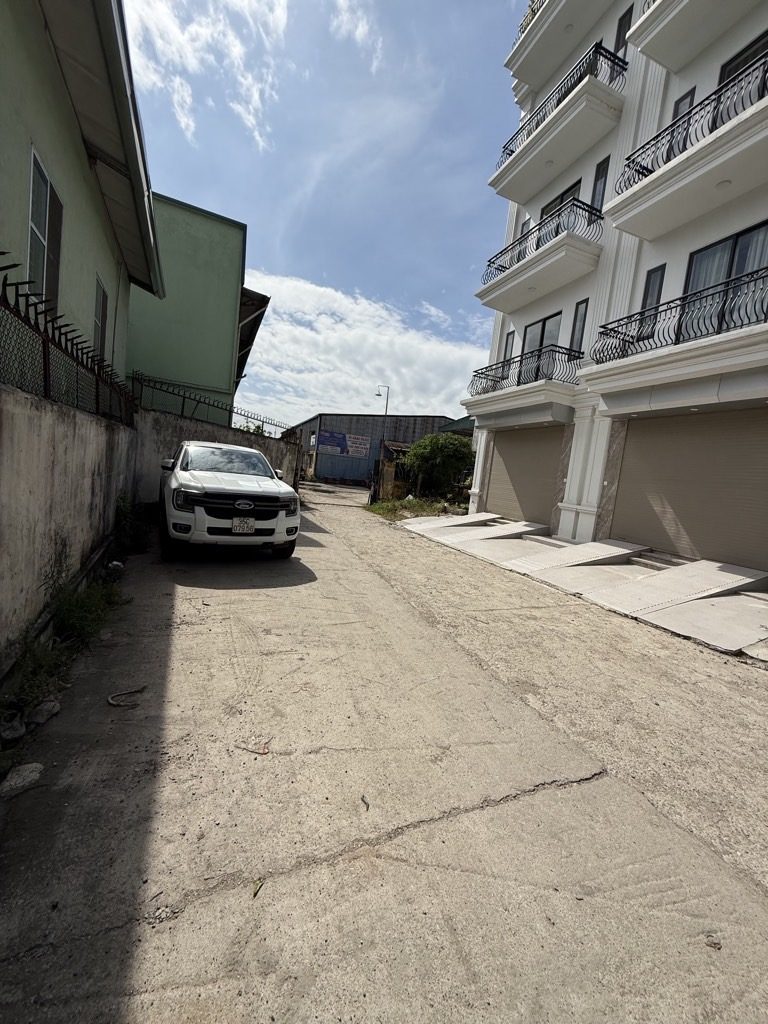 Chính chủ cần bán. Đất Đặng Xá, Gia Lâm- Ô tô tránh .