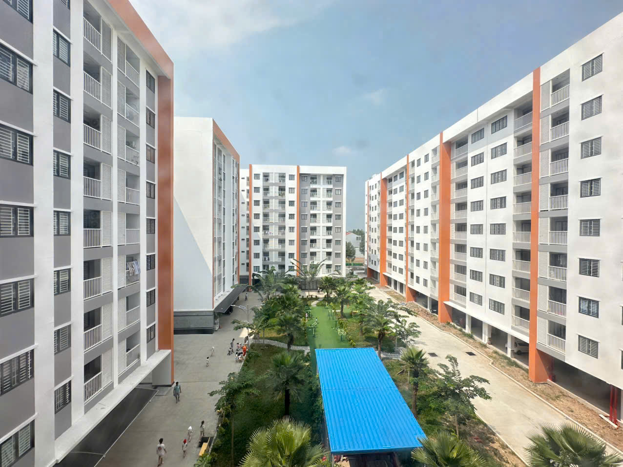 80. Cho thuê CĂN HỘ:CHUNG CƯ HỒNG LOAN 5C - 2 MÁY LẠNH