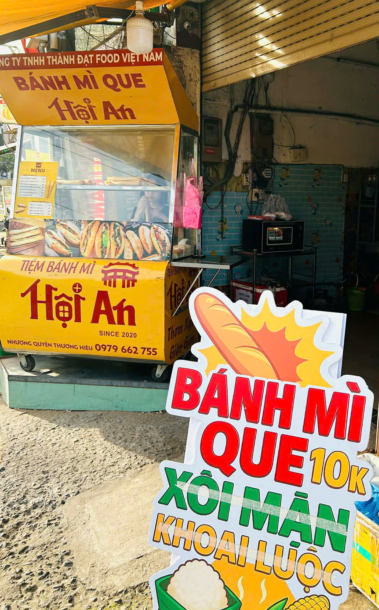 CHÍNH CHỦ CẦN SANG NHƯỢNG TIỆM BÁNH MÌ QUE HỘI AN