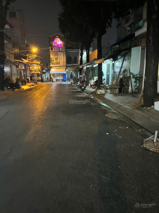 Mặt tiền KD ngang 7x18m - ngay chợ Phạm Thế Hiển quận 8 - nhà cũ tiện xây mới, nhỉnh 11 tỷ