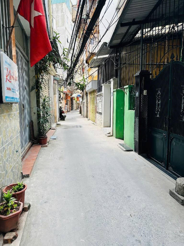 BÁN NHÀ ĐẸP KIM GIANG 52M – 4 TẦNG – Ô TÔ – MẶT TIỀN 5M – ĐẲNG CẤP SỐNG