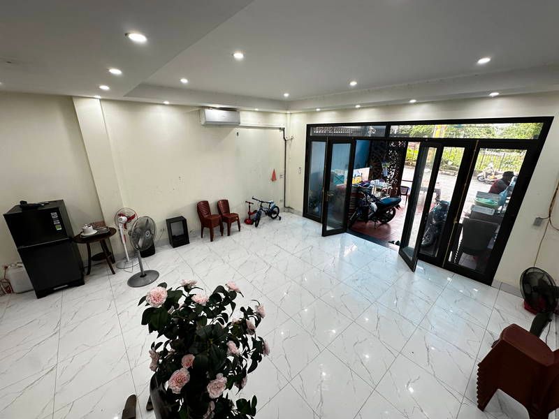 Đức Giang – 51m², 5 Tầng, Mặt Tiền 6m – Ngõ Ô Tô, Kinh Doanh Đa Dạng