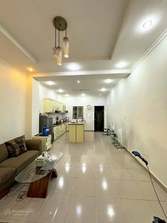 Vip nhà mới đẹp ở ngay - gần Cầu Chà Và Quận 5 - hẻm thông, 83m2 - 4 tầng BTCT, nhỉnh 7 tỷ