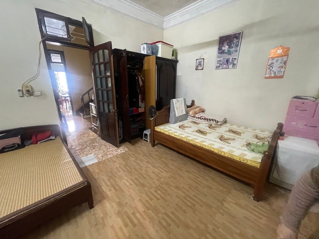 Bán đất tặng nhà 3 tầng Ngọc Thụy- Phân Lô- Oto - 120m mặt tiền rộng nhỉnh 17 tỷ(TL)