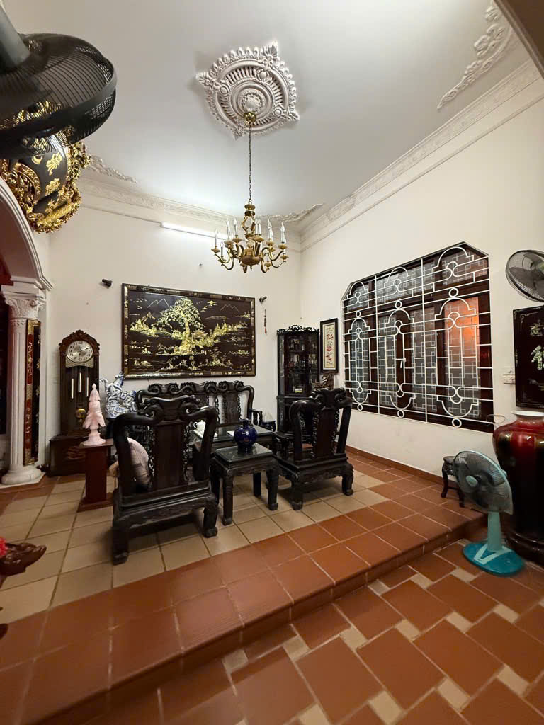 Hiếm- Bán dinh thự Hàm Rồng Ngọc Lâm- Dân xây- Lô Góc- Oto- full NT xịn- 80m 5 tầng 20,x tỷ(TL)