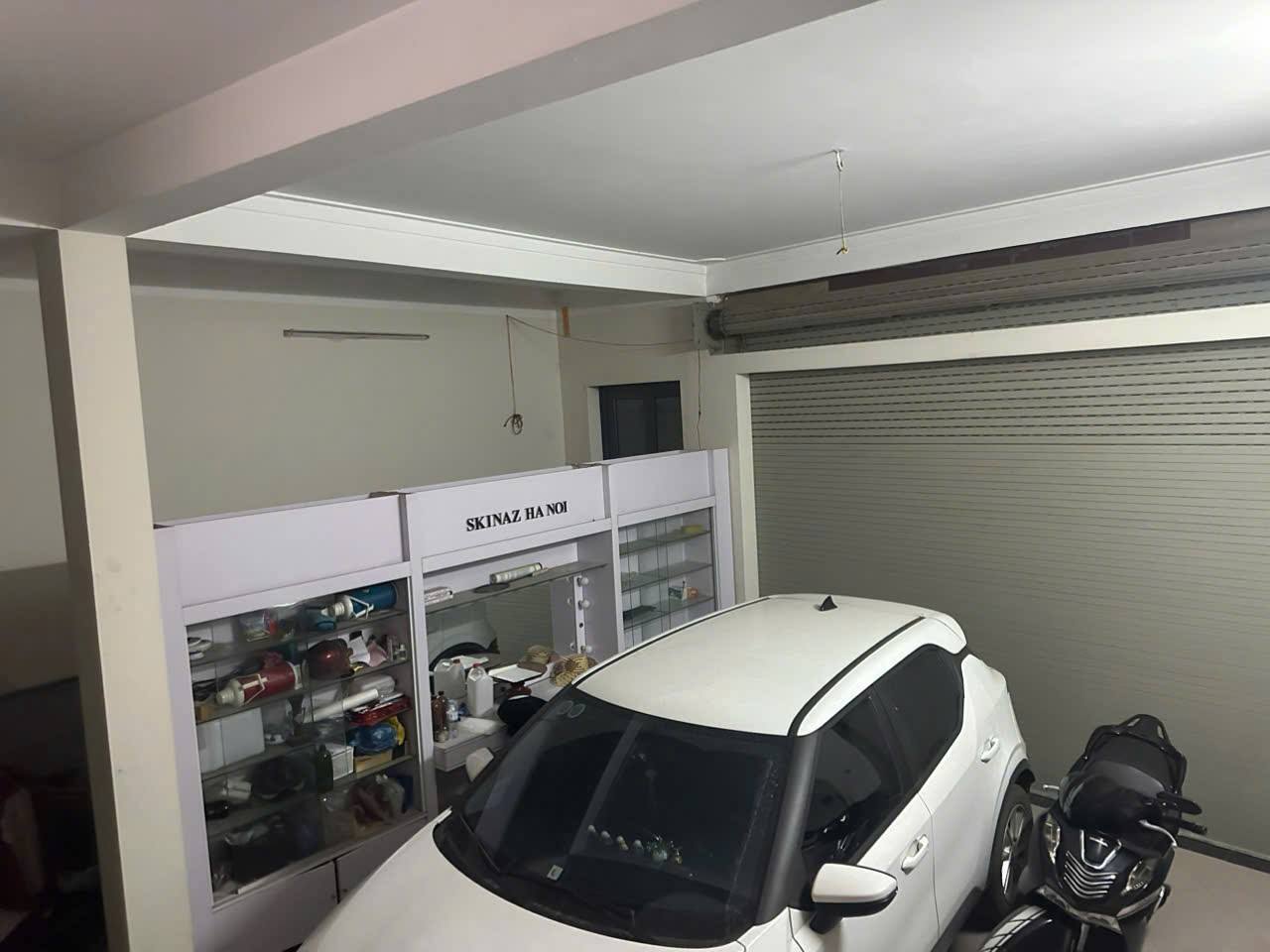 BÁN NHÀ PHÂN LÔ Ô TÔ KD VŨ TRỌNG KHÁNH MỖ LAO HÀ ĐÔNG THU 25 TRIỆU/THÁNG.