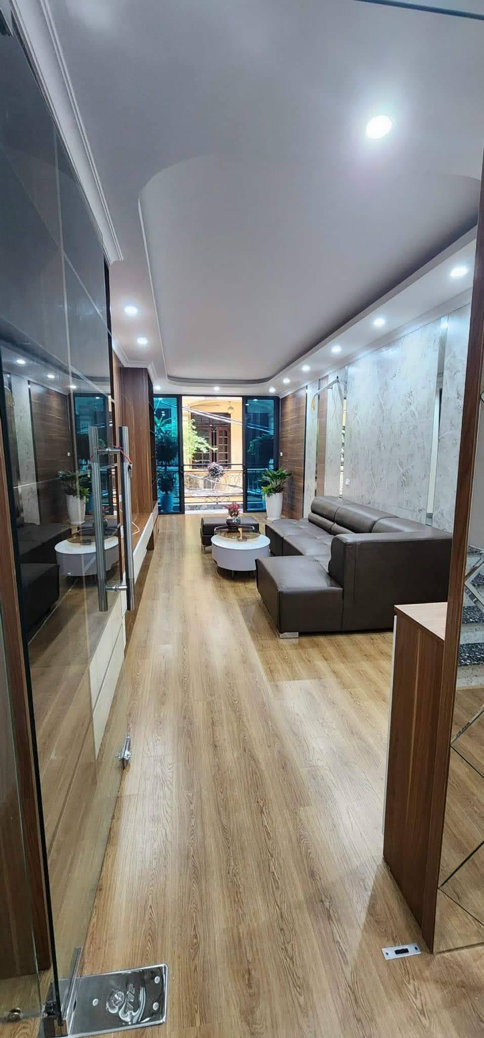 NHỈNH 13 TỶ NHÀ LÊ TRỌNG TẤN THANH XUÂN 50M 6 TẦNG CỰC HIẾM