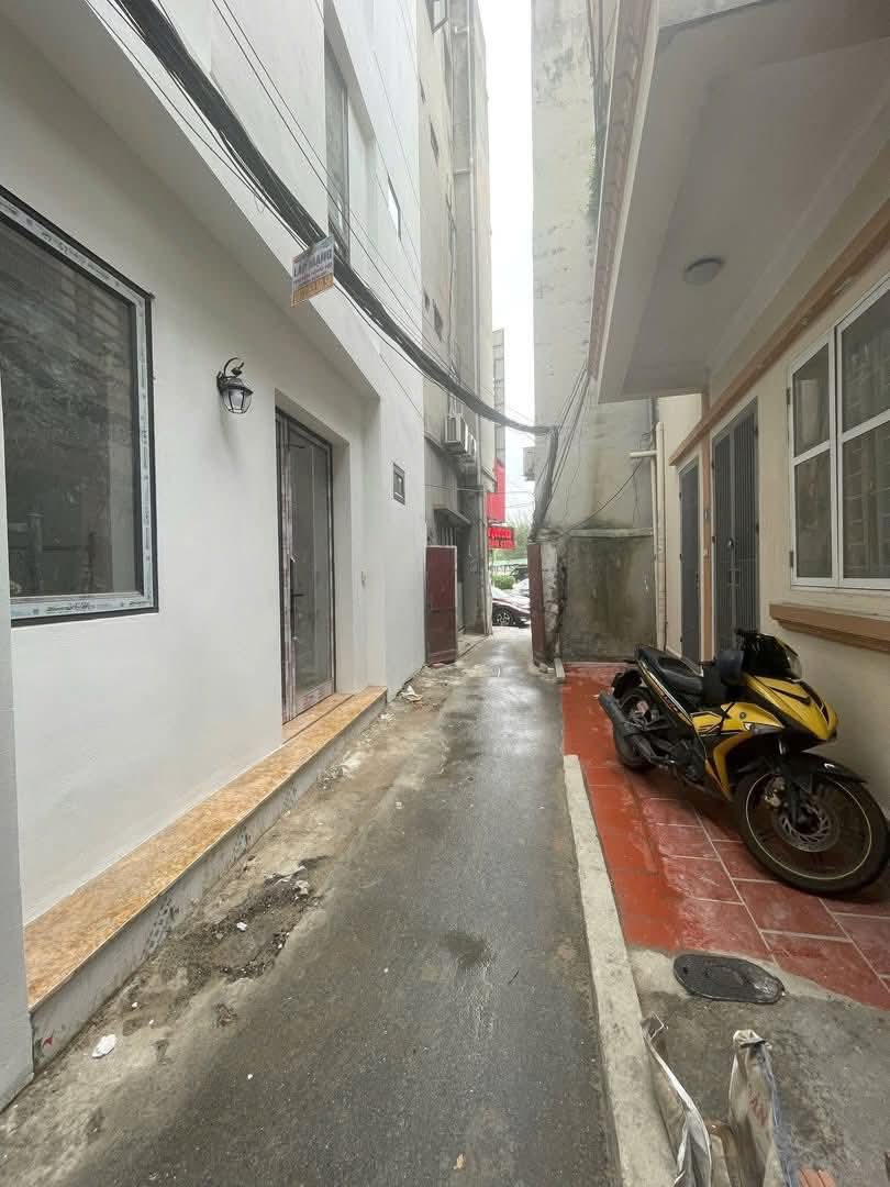 CÁCH 1 NHÀ RA PHỐ - NGAY NGÃ TƯ LÁNG NHÀ MẶT NGÕ - 2 MẶT THOÁNG - LÔ GÓC GIÁ 11.5 TỶ ,,